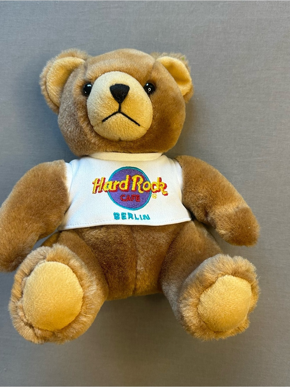 Hard Rock Cafe Brown Plush Bear with White‎ Logo Tee